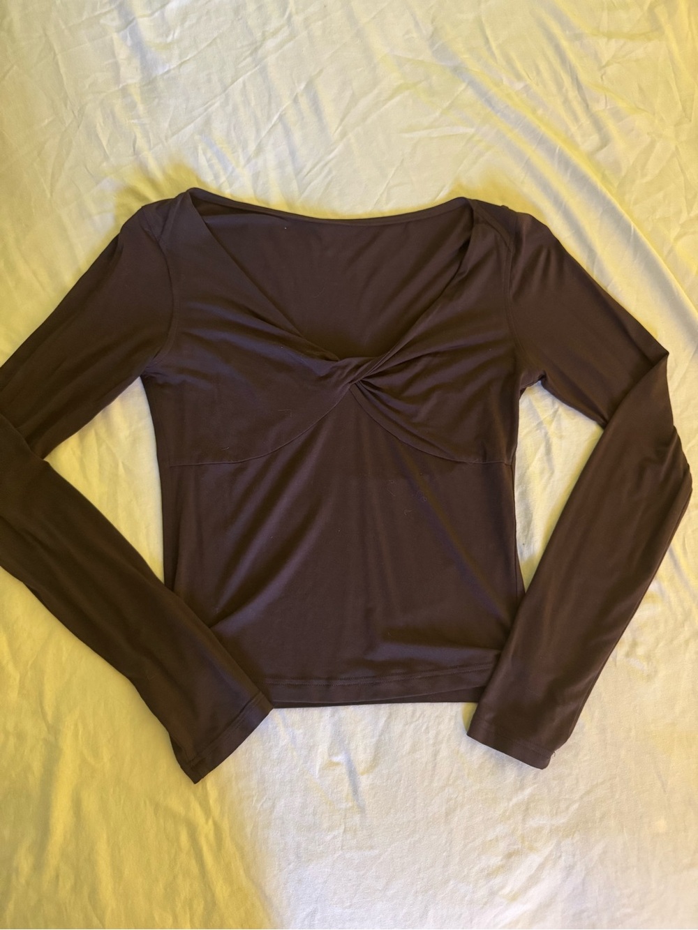 Lululemon Long-Sleeve Twist Front Women's Top - Brown